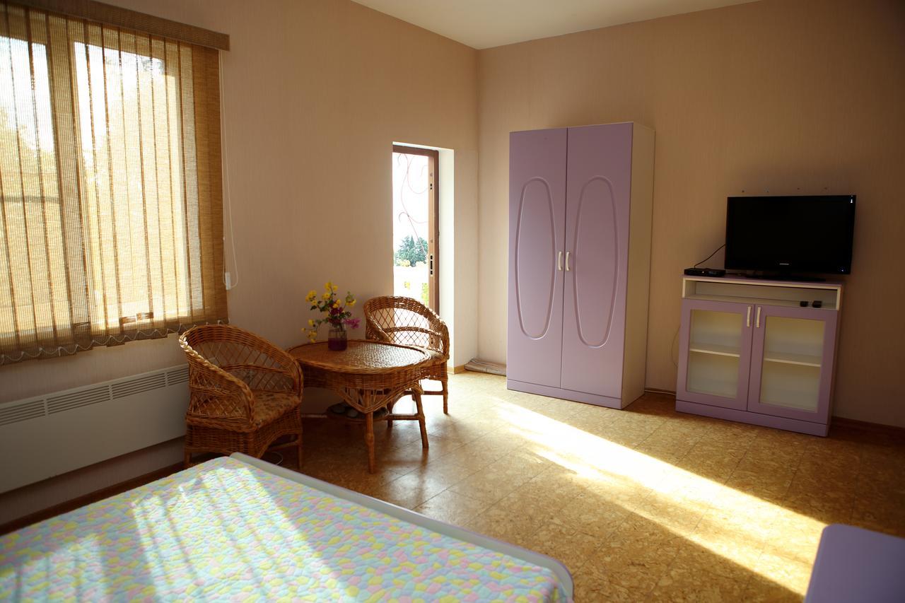 Mamzyshkha Guest House Gagra Exterior foto